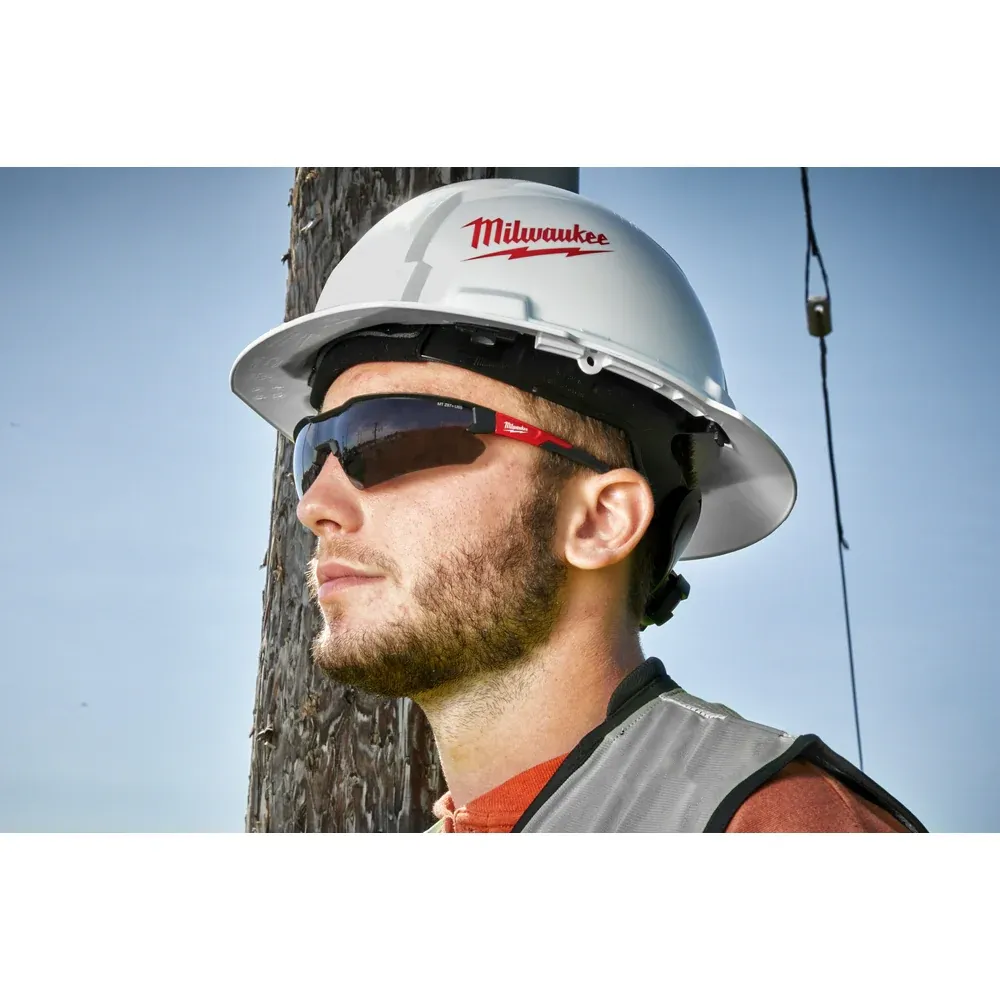 Milwaukee, 48-73-2054 Safety Glasses - Tinted Anti-Scratch Lenses (3PK) - Image 3